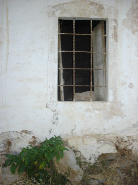 Typical window in Pefki Village, Crete (c) Sherri Matthews 2008